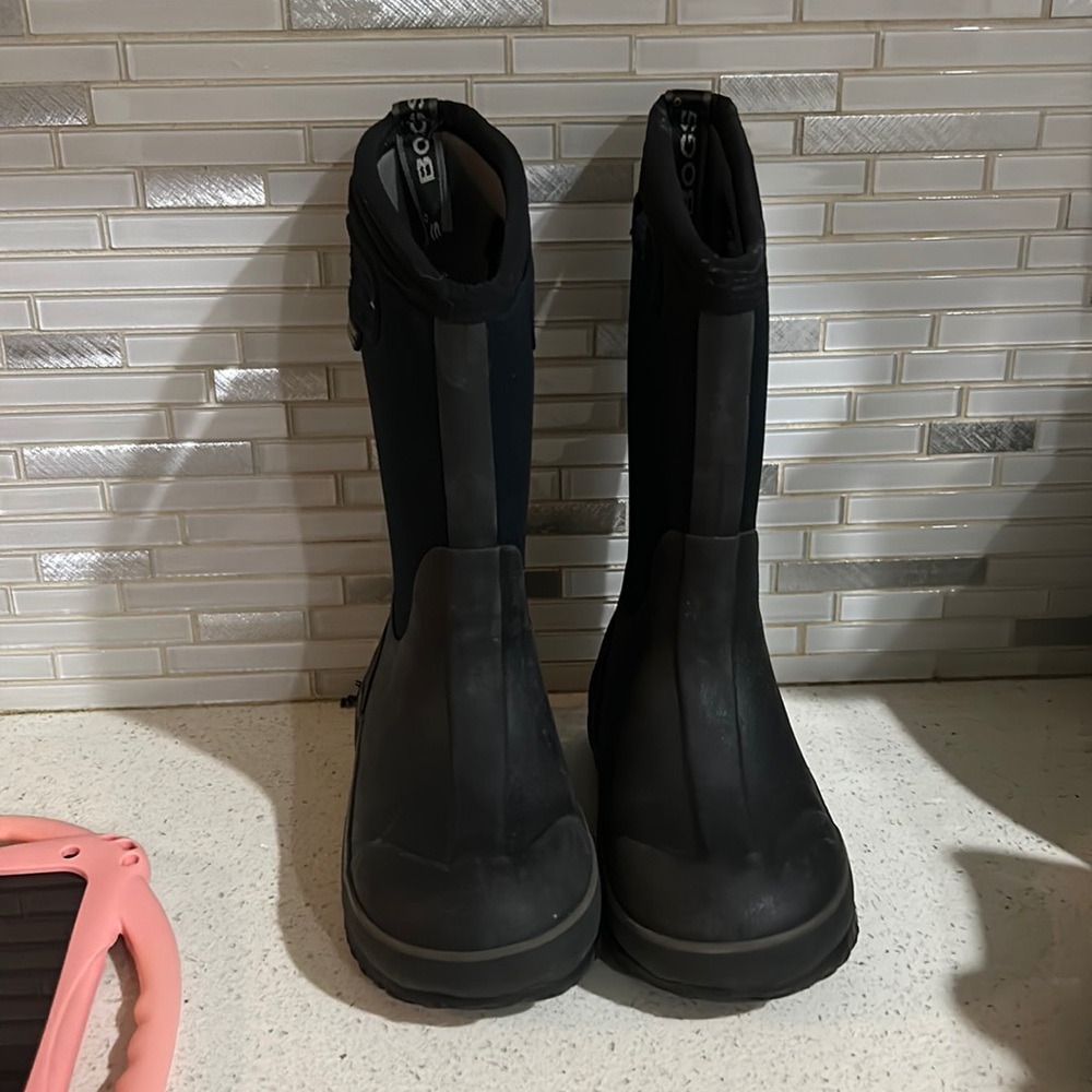 Winter boots